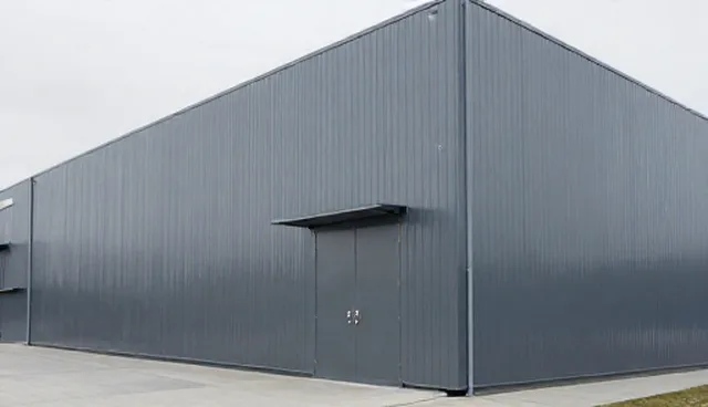工业级钢板门选型关注点及应用场景分析